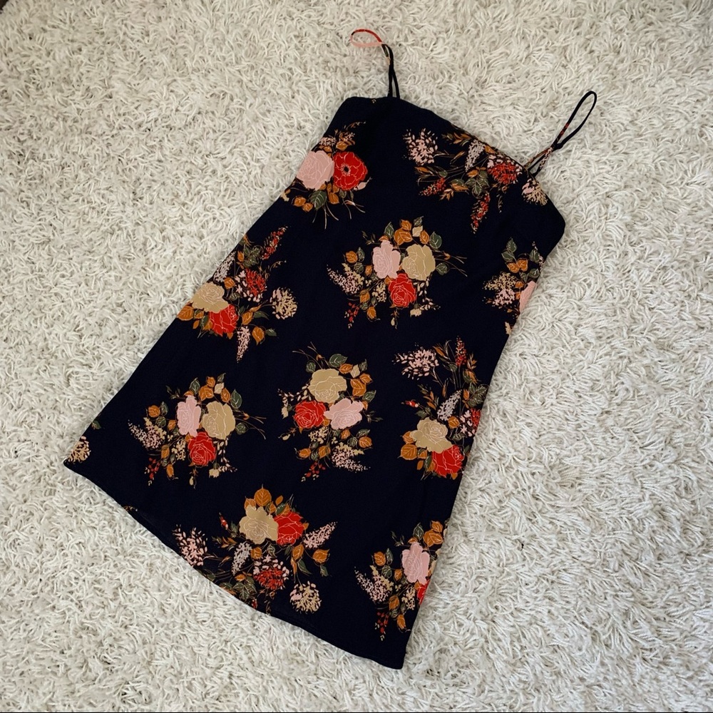 Floral short dress